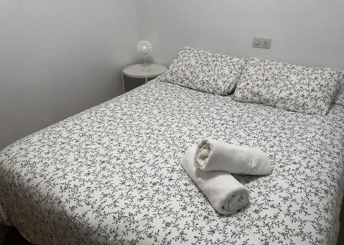 Center סיירה נבדה